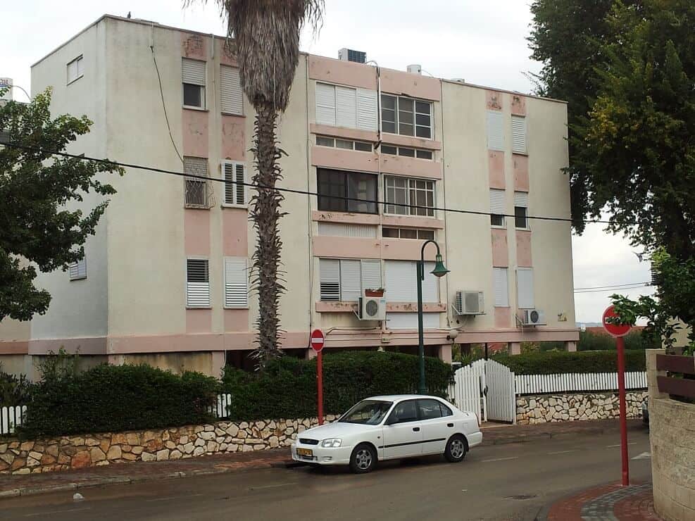 הבנין ברחוב דרך שרה זכרון יעקב // באדיבות עמרם את נידם התחדשות עירונית
