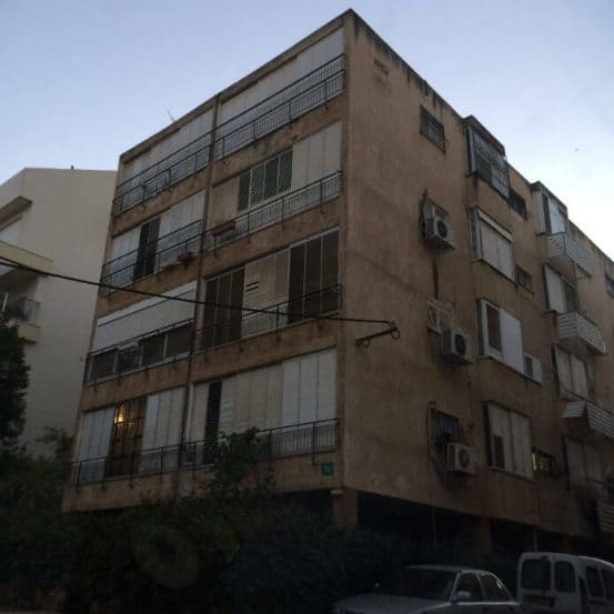 הבנין הקיים לפני התחלת פרויקט תמ"א 38 // באדיבות citybee אדריכלים
