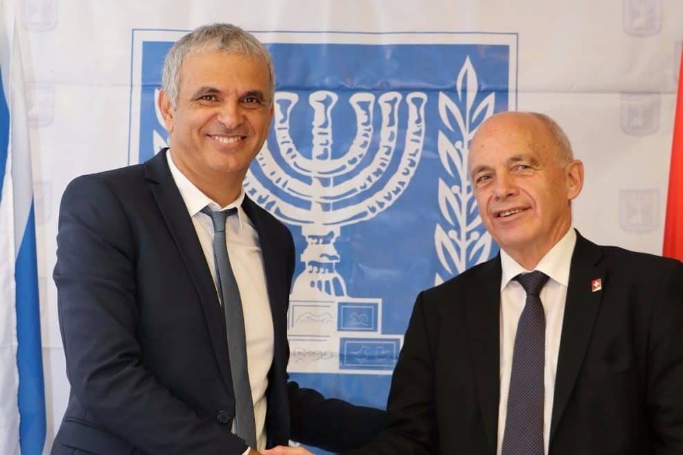 שר האוצר כחלון ושר האוצר השוויצרי // באדיבות דוברות האוצר
