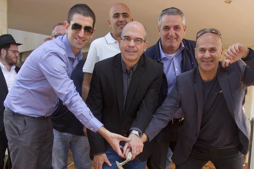תמיר פורת, אילן אברהמי, איציק ברוורמן, רוני זוהר ואסף אופנהיים // רפאל בן דור