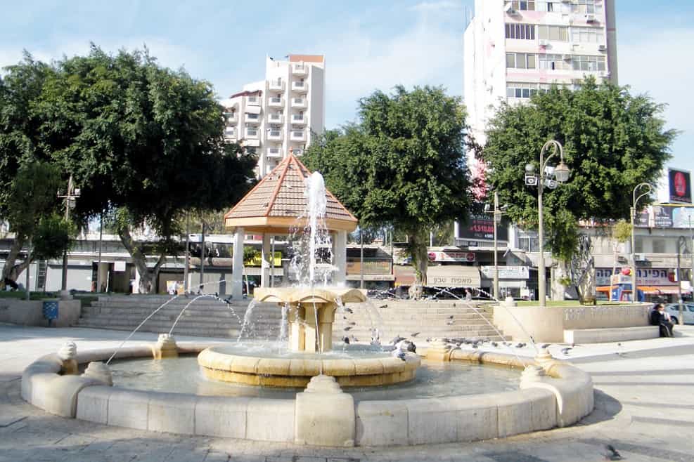 פתח תקווה // depositphotos
