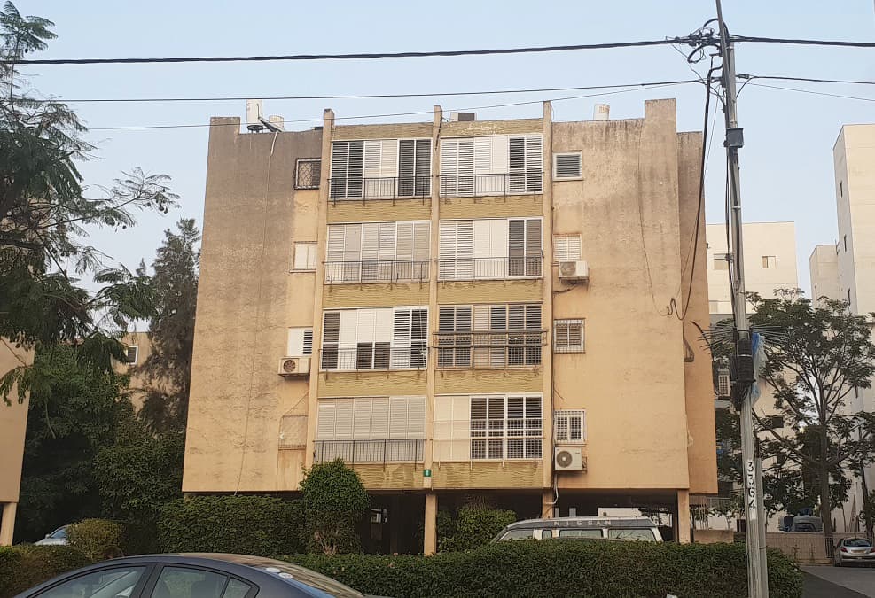 בניינים סמוכים // צילום: מגדילים