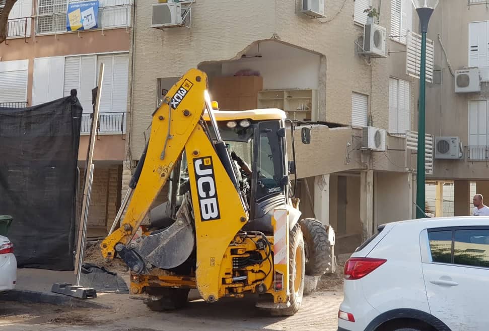 קריסת חדר בתמ"א 38 בקריות // צילום באדיבות דוברות עיריית קריית ביאליק 