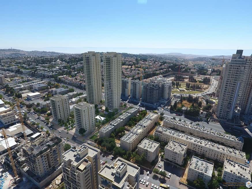 הדמיה לפינוי בינוי דרך חברון // משרד אמציה אהרונסון אדריכלים