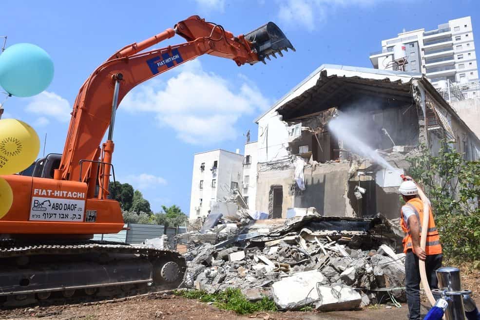 ארכיון: הריסה אלמוג כרמל מערב // צילום: אופיר נחמני