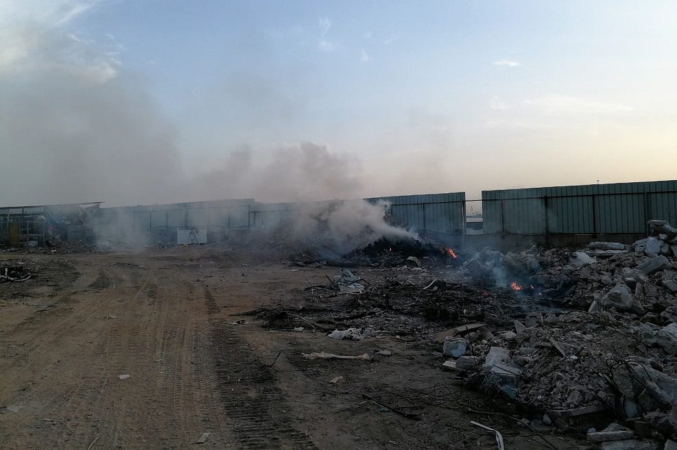 שריפת הפסולת בתחנת המעבר הפיראטית. צילום: המשרד להגנת הסביבה