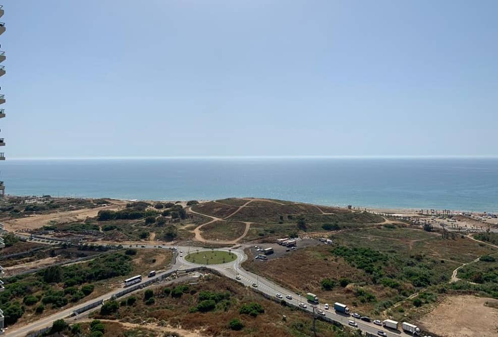 נוף מדירה בפרויקט לייטהאוס של חברת וויי בוקס בבת ים // צילום: וויי בוקס