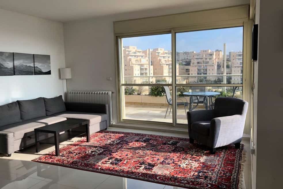 רחוב קורץ ירושלים // צילום: רחל גליק רימקס