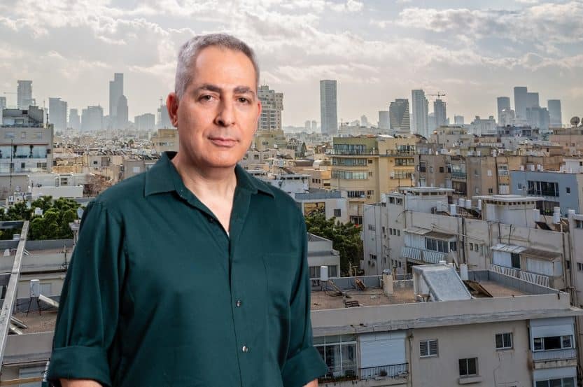עו"ד צבי שוב // רז רוגובסקי | Depositphotos