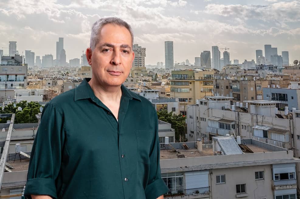 עו"ד צבי שוב // רז רוגובסקי | Depositphotos