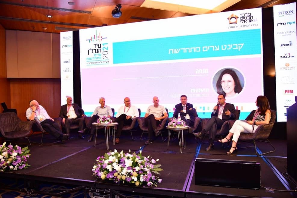 פאנל התחדשות // ארן דולב