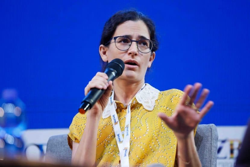 ענבר שור, סגנית מנהל אגף בכיר נכסים וחברות במשרד השיכון // דרור סיתהכל