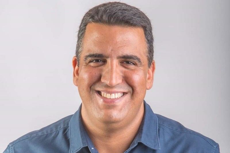 אופיר יחזקאלי // רותם גולן
