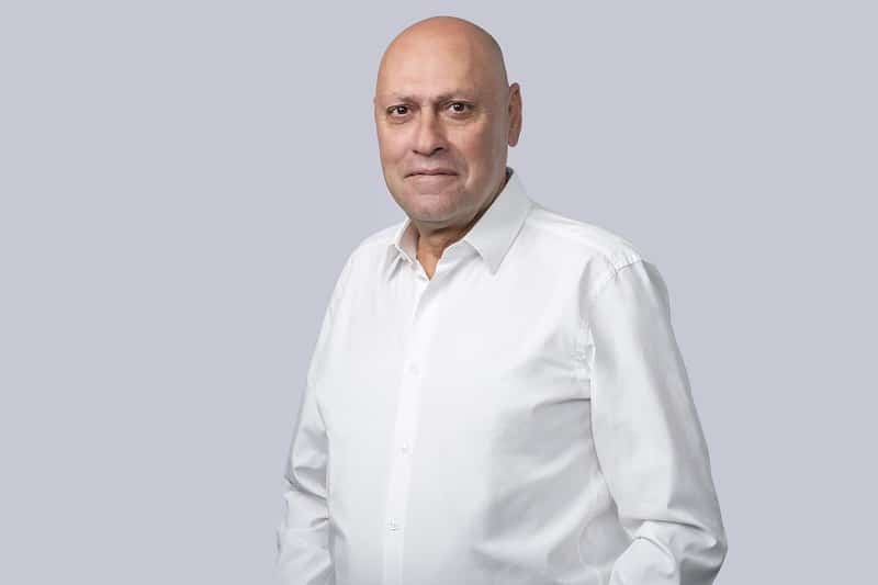 שמוליק לוי, יור ובעלים אמבסדור // תומר שלום
