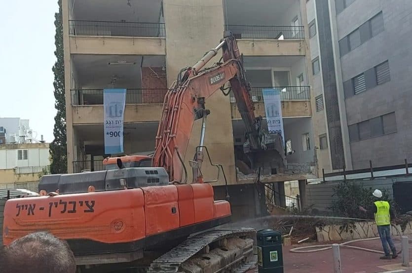 הדמיית הפרויקט // ביב וגג