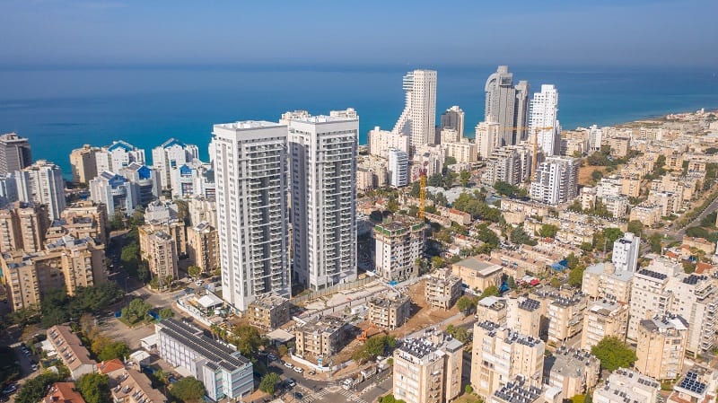 הריסת ארבעת המבנים בסביוני סיטי נתניה // צילום: גיא מדור