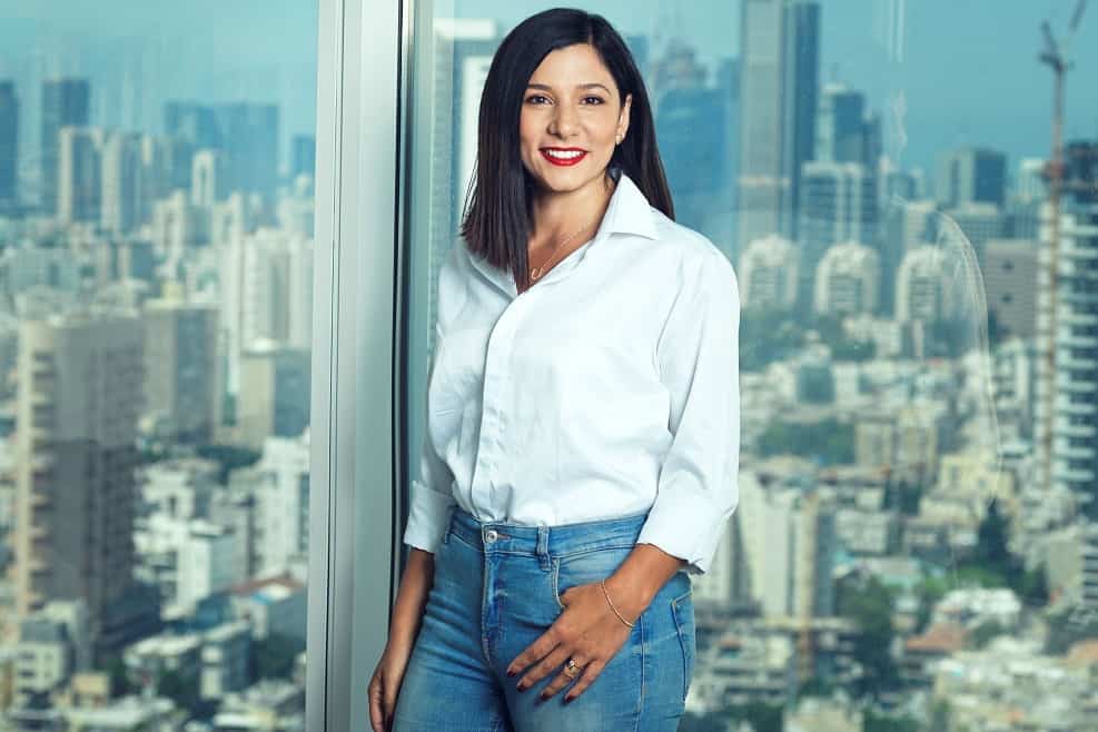 עינב כהן מנהלת שיווק בחברת אפי קפיטל // צילום: טל גבעוני
