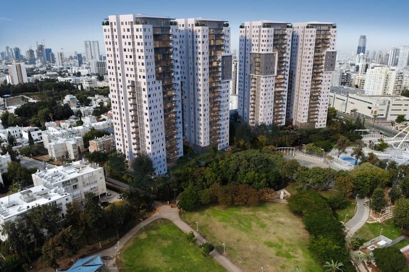פרויקט התחדשות עירונית של חברת אחים דוניץ במתחם ההסתדרות בגבעתיים // הדמיה: סטודיו אלכס לובימוב