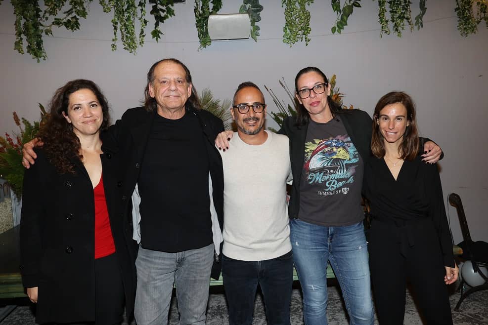 מימין: דנה לאונר, רוני שימל, אלעד יהודה, אבנר ישר, שירלי אדיב // צילום רפי דלויה