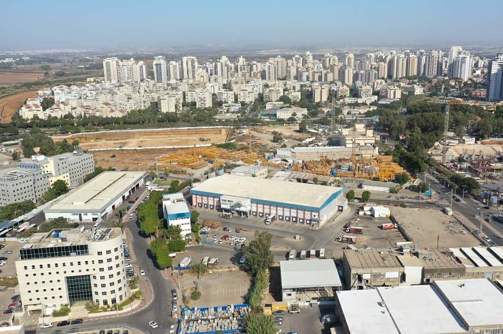 המתחם הלוגיסטי בפתח תקוה // צילום: צחי קיבנשטיין
