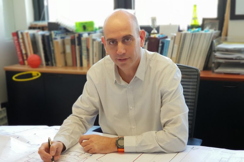 אדריכל מידד גנדלר // צילום: מוריה כהן