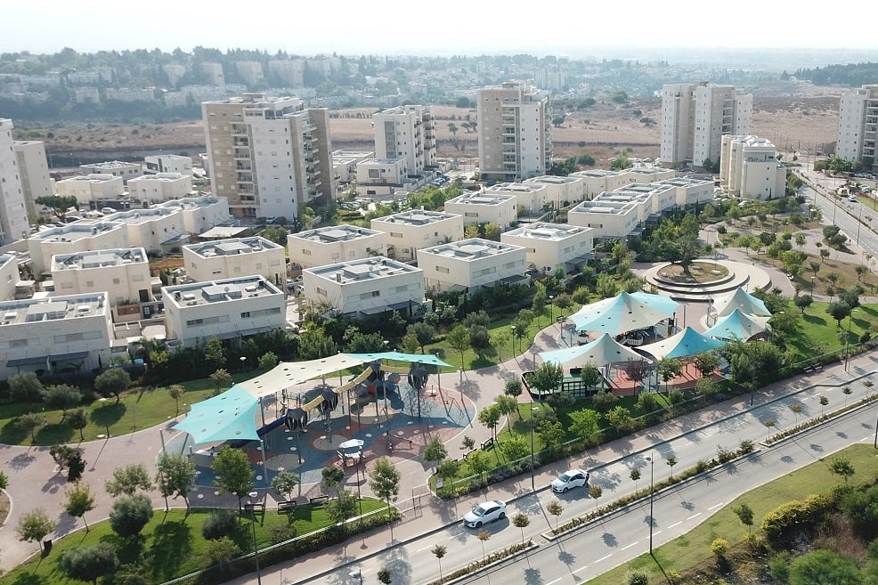 גבעת אלונים, חברת שרביב // צילום סקייווקר צילומי רחפן