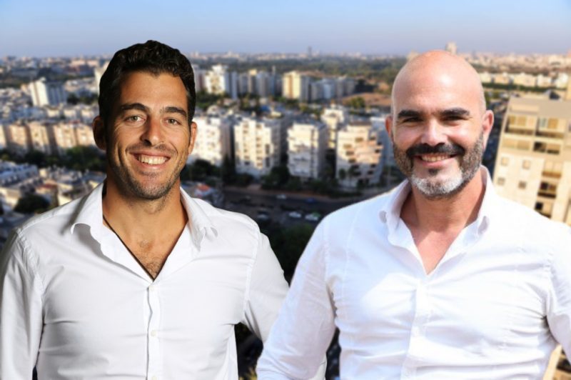 מימין: יניב אדרי // צילום:מוטי בוגנים| גיל שטרן // צילום: הסטודיו של נטיה | Depositphotos