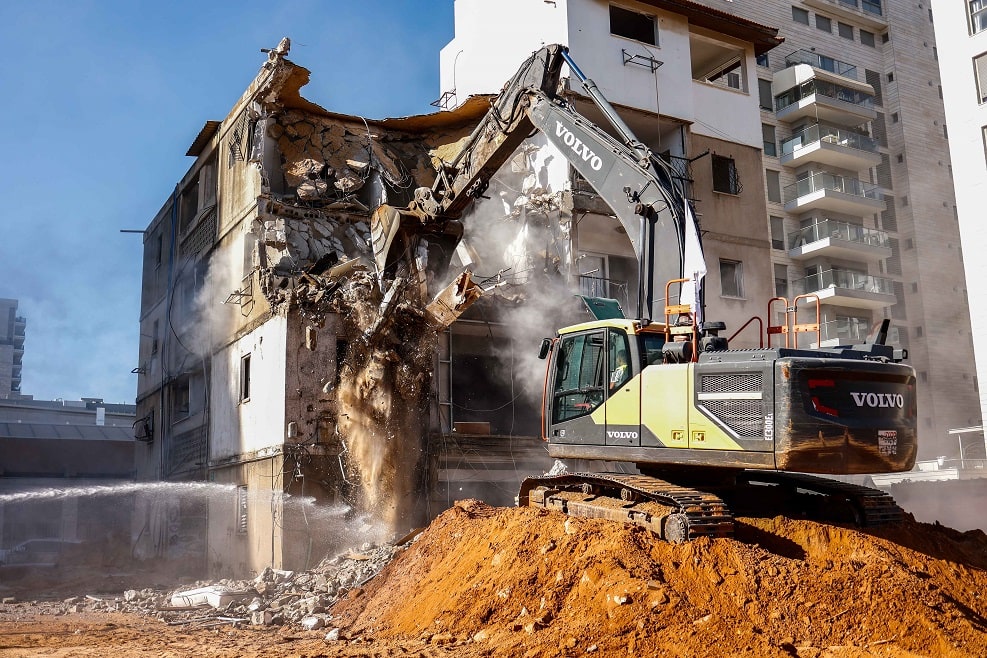 הריסה בפרויקט פינוי בינוי של מצלאוי ברחוב הרימון קריית אונו // צילום: דרור סיתהכל