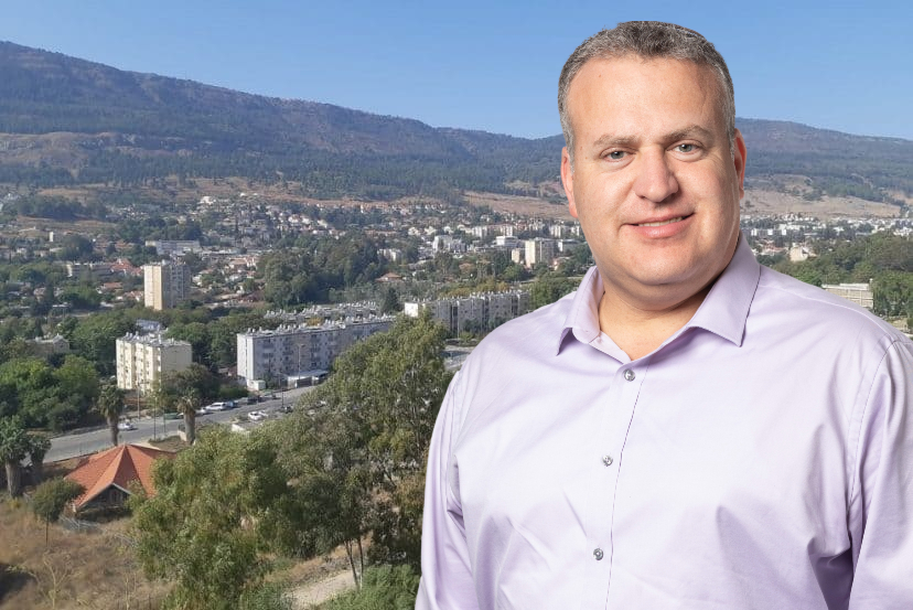 אלעזר במברגר // צילום: אורי כרמי | השכונות הישנות בקריית שמונה // צילום: אבן צור תקשורת