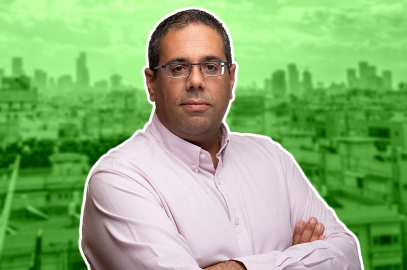 עמוס דבוש // יחצ | depositphotos
