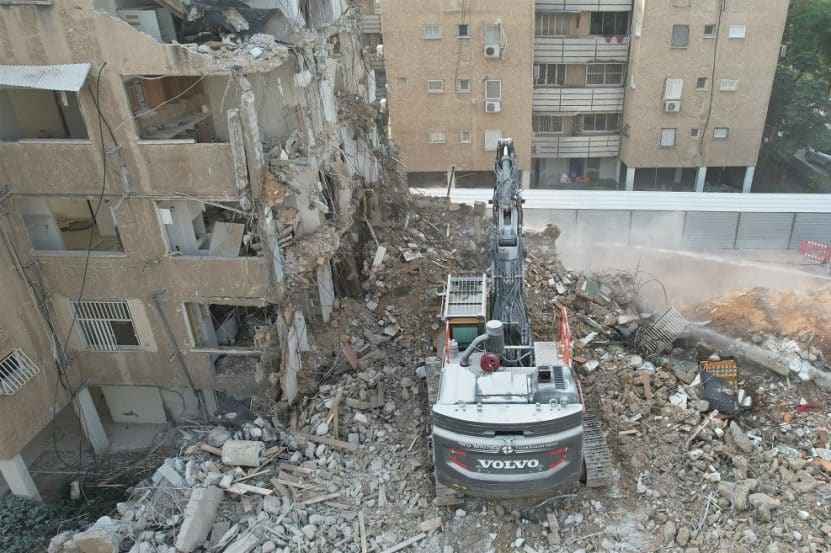 הריסה בפרויקט אלתרמן 6-8 של חברת מטרופוליס // צילום: לביא תצלומי אויר