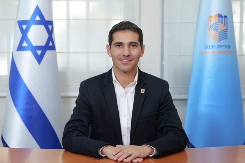 רועי גבאי, ראש עיריית יבנה // צילום: עמית אלפונטה