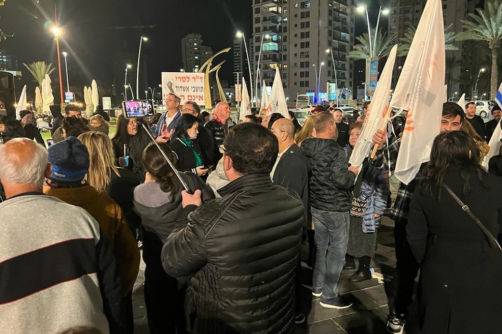 באדיבות מטה המחאה
