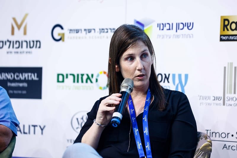 גל לחמי בכנס מגדילים // צילום: דרור סיתהכל