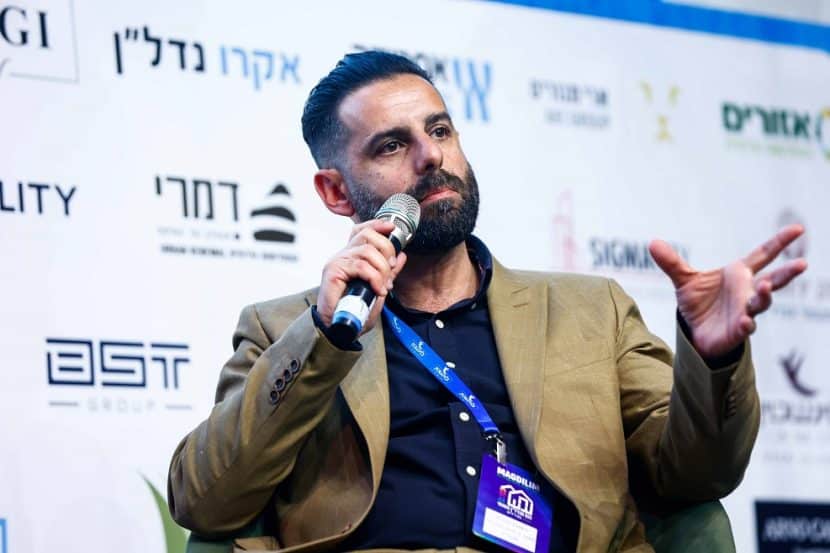 ראובן זכריה בכנס מגדילים // צילום: דרור סיתהכל