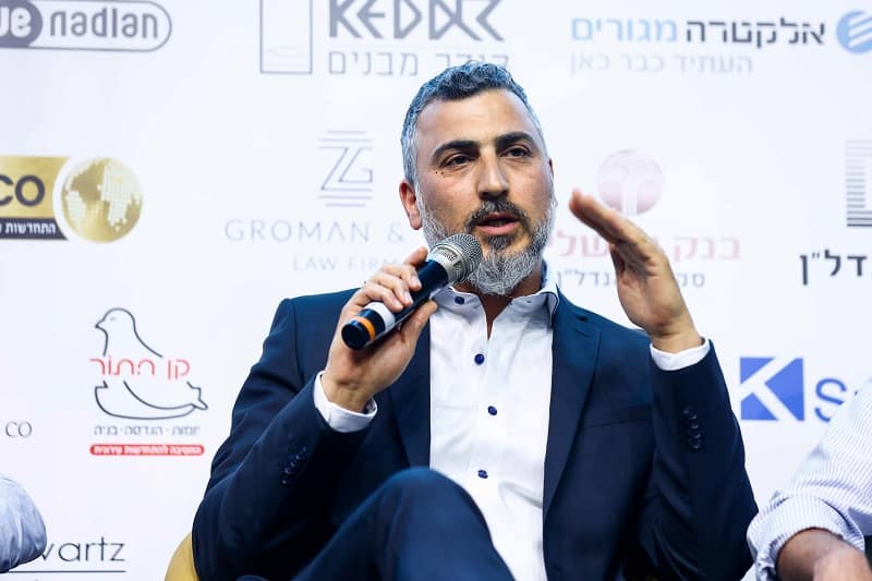 עו"ד גיא יקותיאל בכנס מגדילים // צילום: דרור סיתהכל