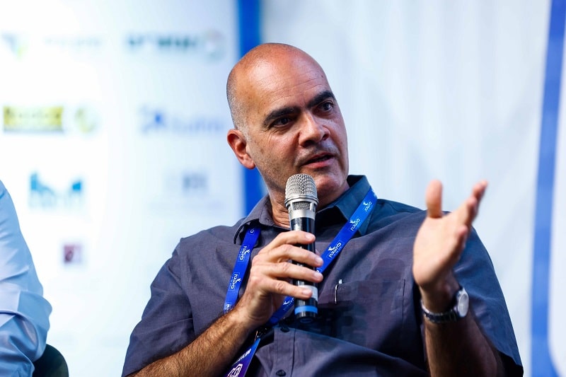 רונן סגל בכנס מגדילים // צילום: דרור סיתהכל