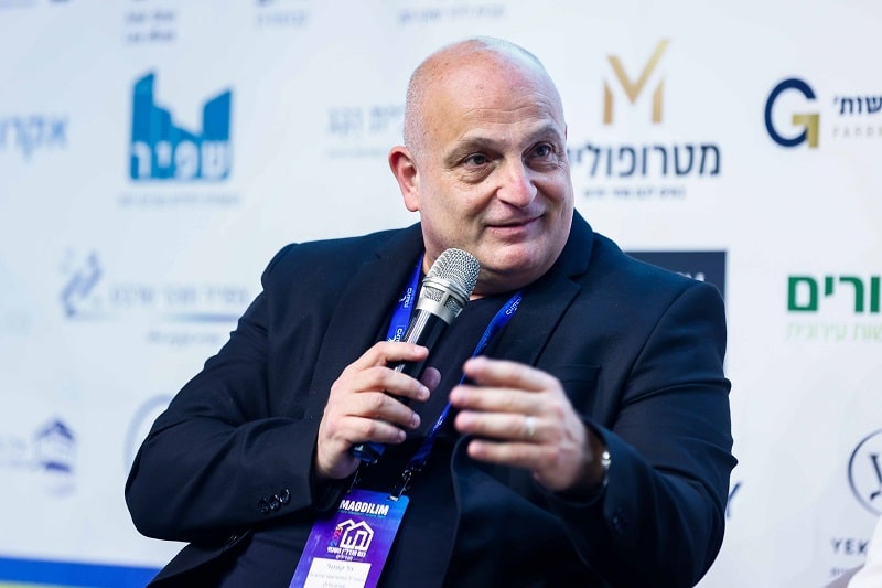 גל קסטל בכנס מגדילים // צילום: דרור סיתהכל