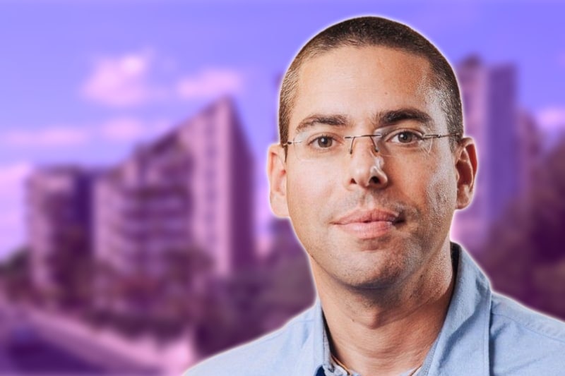 איל טישל // צילום: ינאי אלפסי | מתחם בוסנתאי // הדמיה: אדריכל מתי רוזנשטיין