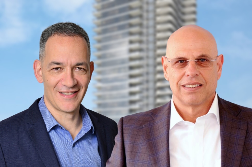 מימין: חיים פייגלין // יח"צ | רון אבידן // צילום: תמר מצפי || פרויקט דפנה 504 של צמח המרמן ואזורים בתל אביב // הדמיה: אנדו סטודיו