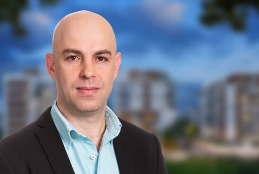 טל קידר // צילום: רז רוגובסקי | בורכוב square רעננה // הדמייה: עדי בואנו