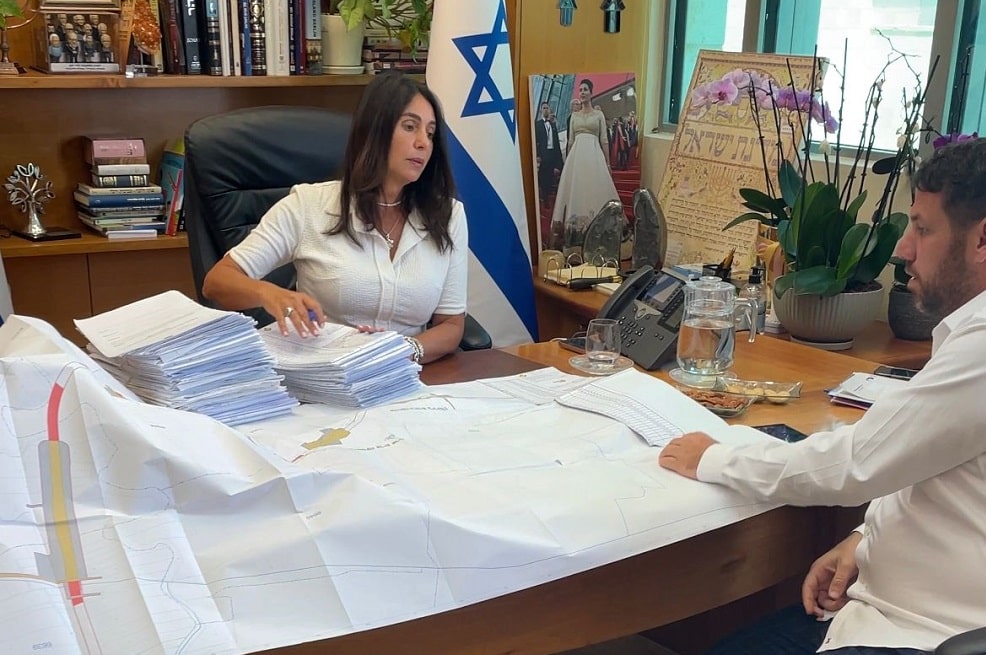 מירי רגב // דוברות