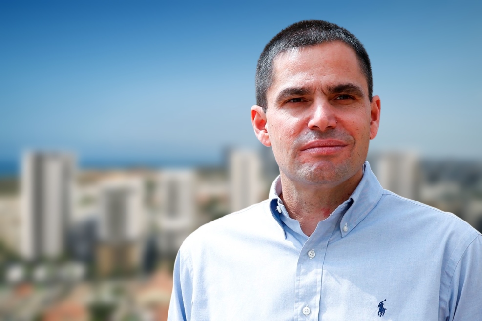 איציק ברוך // צילום: כפיר זיו | פינוי בינוי ימים הצעירה של קבוצת יובלים // הדמיה: 3division