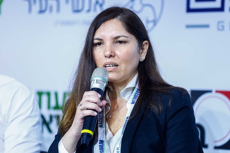 שירלי מישאל בכנס מגדילים // צילום: דרור סיתהכל