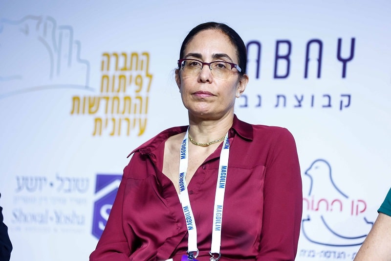 רותי שוורץ בכנס מגדילים // צילום: דרור סיתהכל