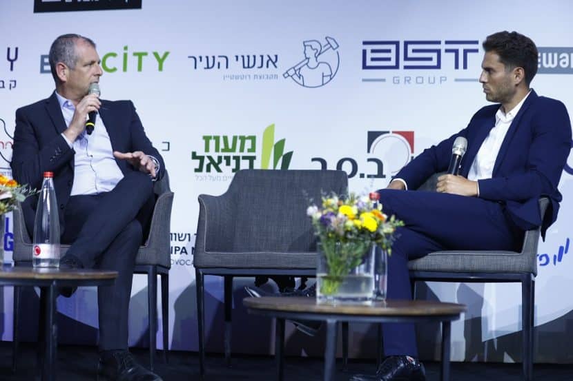 איתמר מינמר ושלומי הייזלר בכנס מגדילים // צילום: דרור סיתהכל