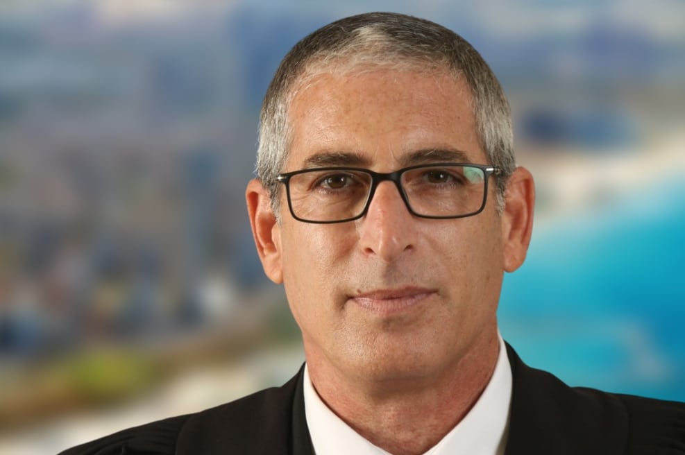 השופט ארז יקואל // הרשות השופטת | Depositphotos