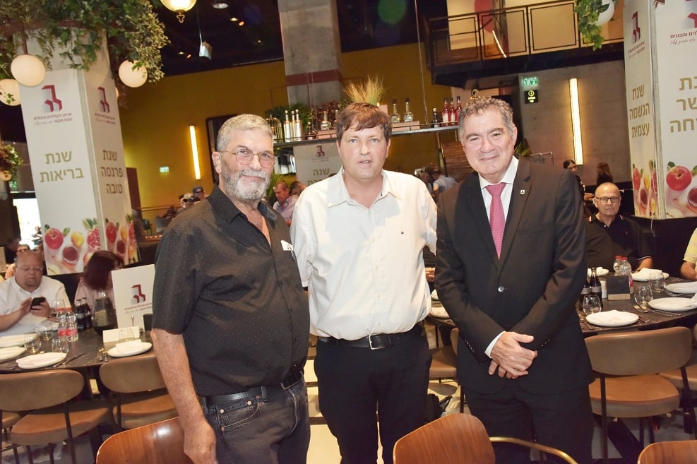 ראול סרוגו, רמי גרינברג ואהרון דינוביץ // צילום: יח"צ