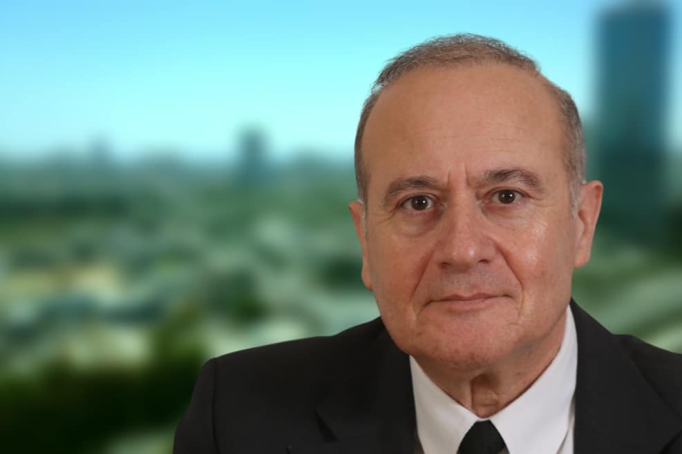 השופט יוסף אלרון // צילום: באדיבות דוברות הרשות השופטת | Depositphotos