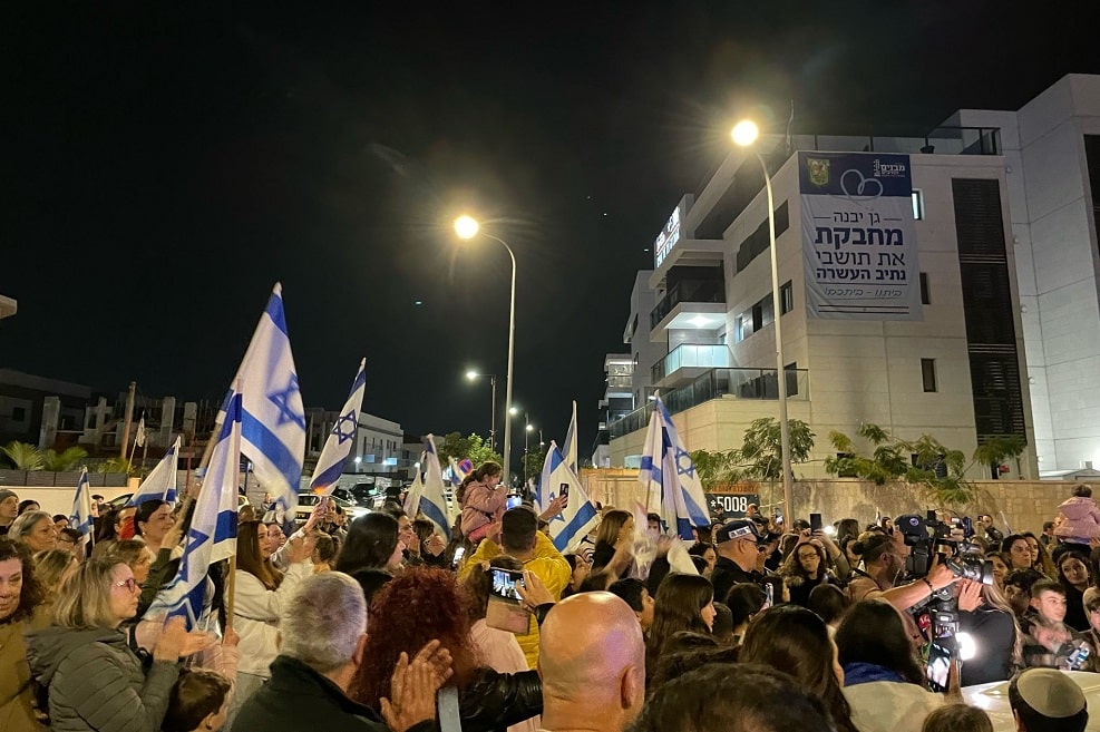 24 משפחות מפוני קיבוץ נתיב העשרה נקלטו בפרויקט דירה להשכיר בגן יבנה // צילום: מבנים ונתיבים